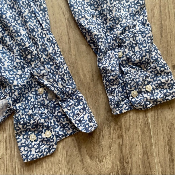 Frank & Eileen blue white flower print button down modal shirt size S - Picture 5 of 10